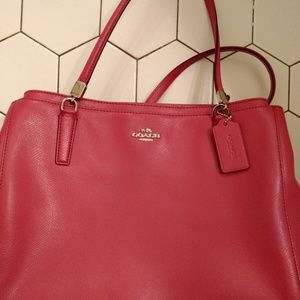STUNNING Coach Leather Shoulder Bag